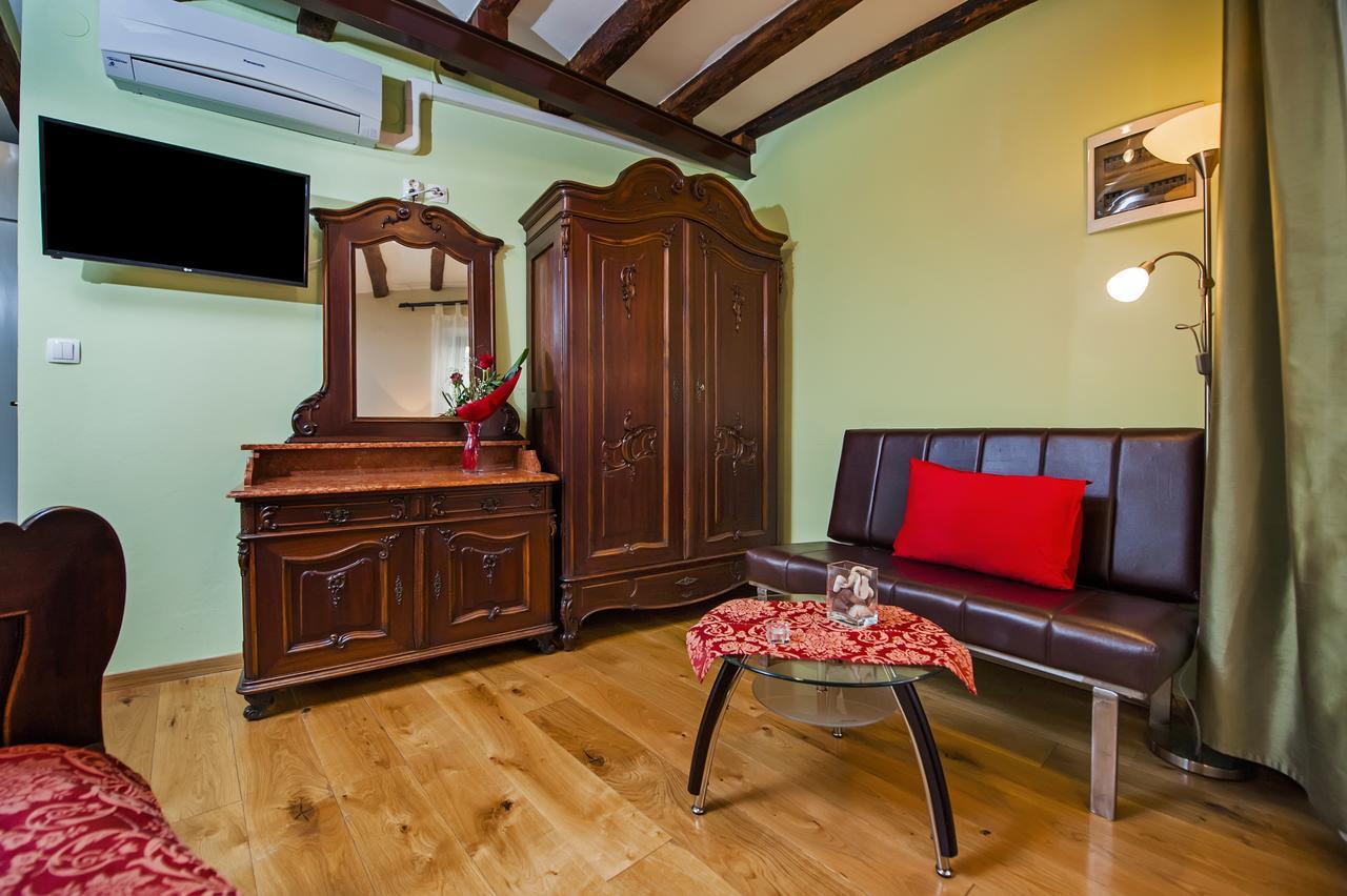 Studios Villa Oscar Rovinj Zewnętrze zdjęcie