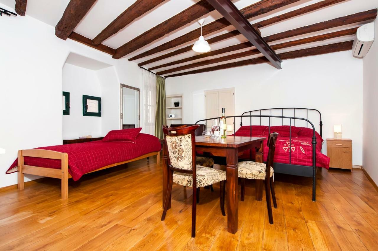 Studios Villa Oscar Rovinj Zewnętrze zdjęcie